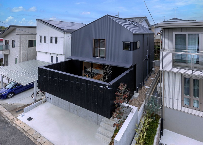 �{�I�ƕ�炷��