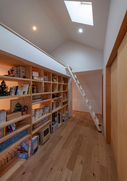 �{�I�ƕ�炷��